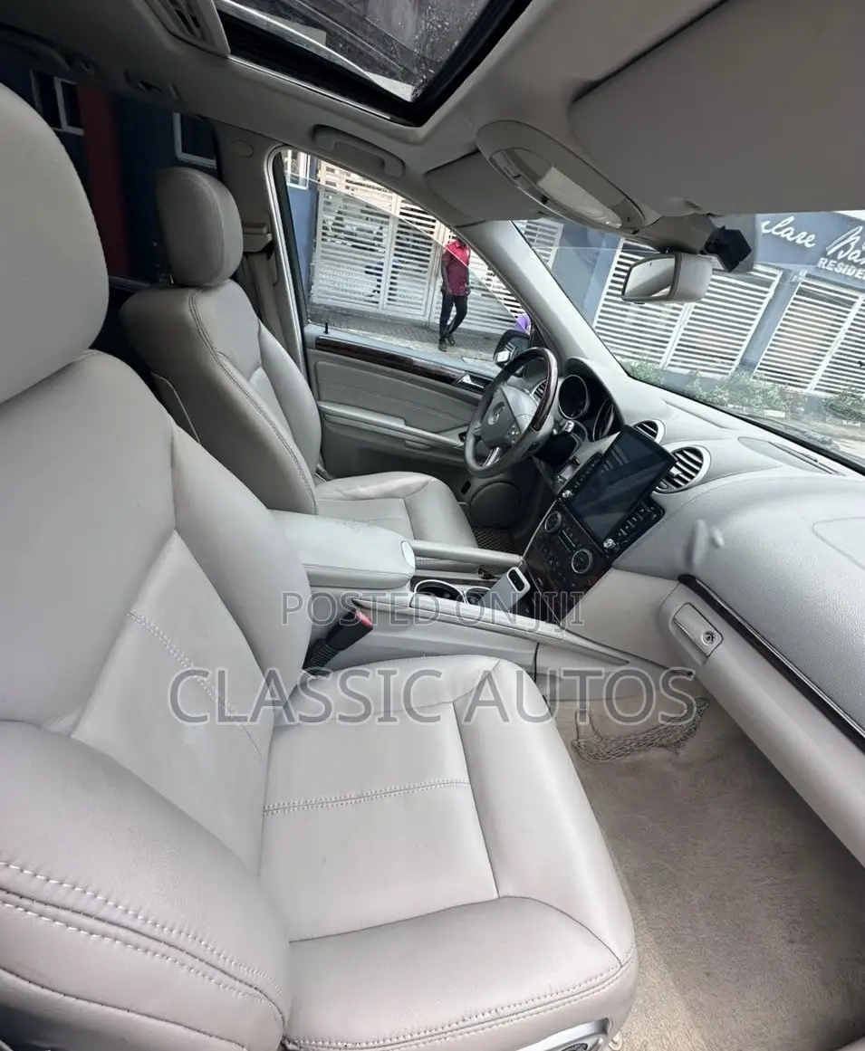 Mercedes-Benz GL-Class 2009 Blue