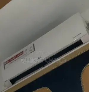 1.5hp LG AC Smart Inverter ,Used Like New 295k—location: Ughelli