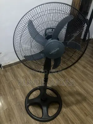 Qasa 18” Standing Fan Very Clean Excellent Working Condition