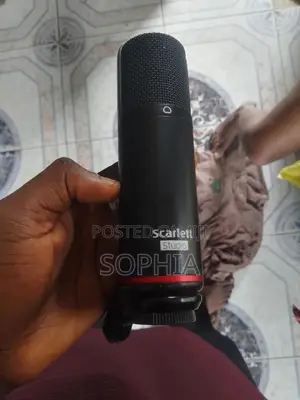 Scarlet Studio Mic