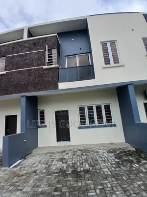 4bdrm Duplex in Seaview Estate, Chevron for rent