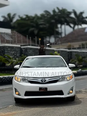 Toyota Camry 2014 White