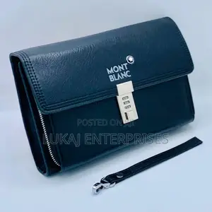 Montblanc Luxury Pose
