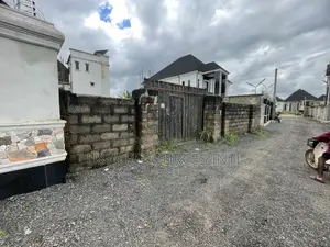 Prime Propety in Leystan Estate Avu