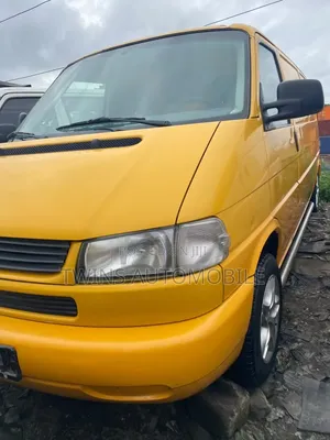 Volkswagen Transporter 2002 Yellow