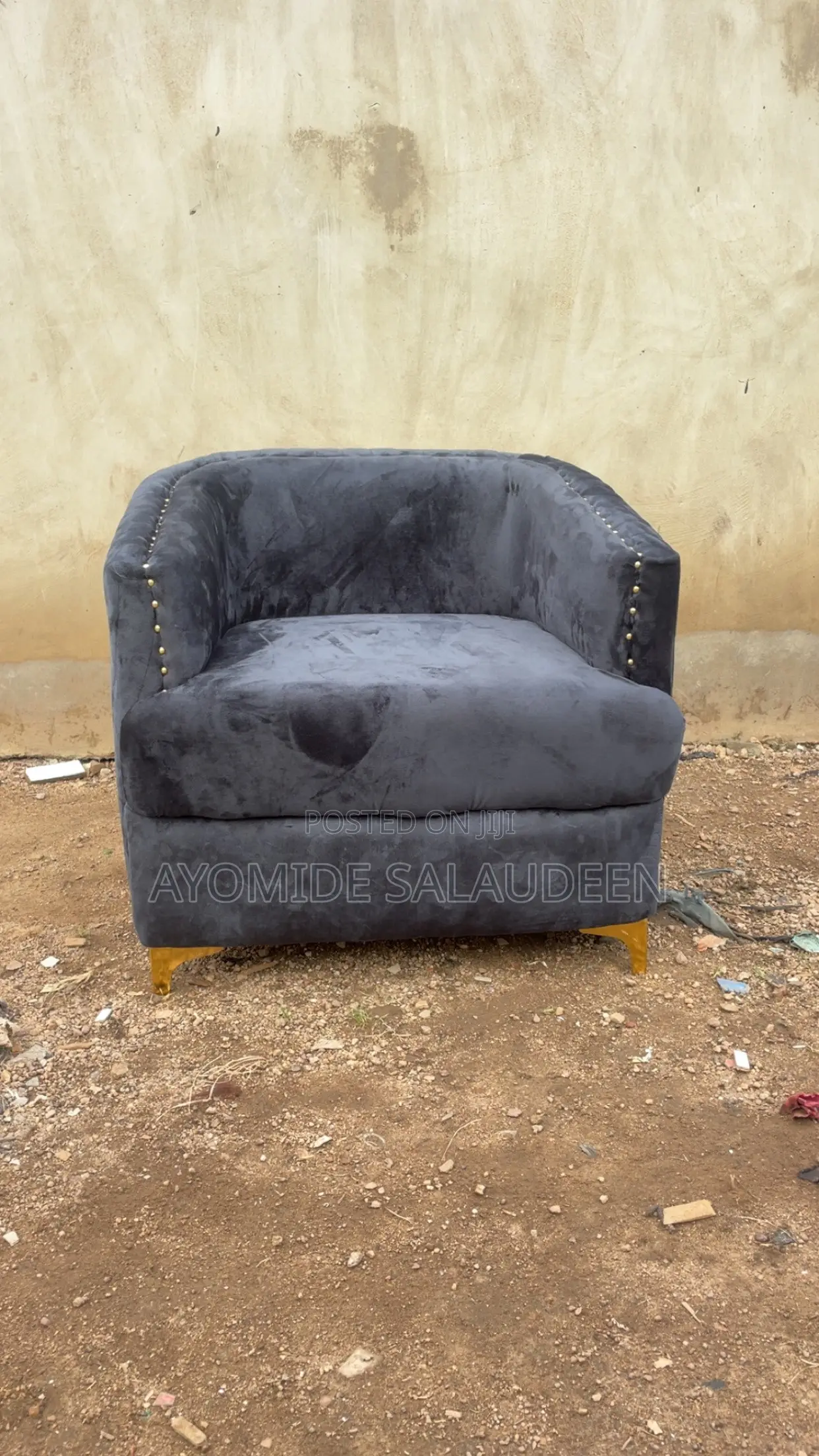 Single Chair