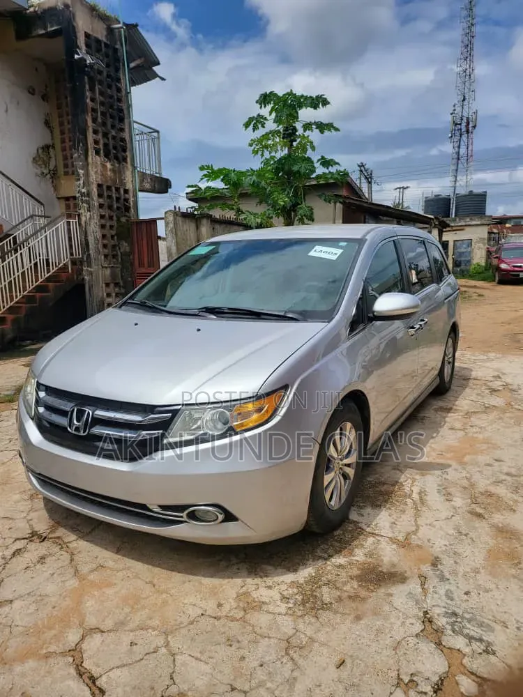 Honda Odyssey 2014 Silver