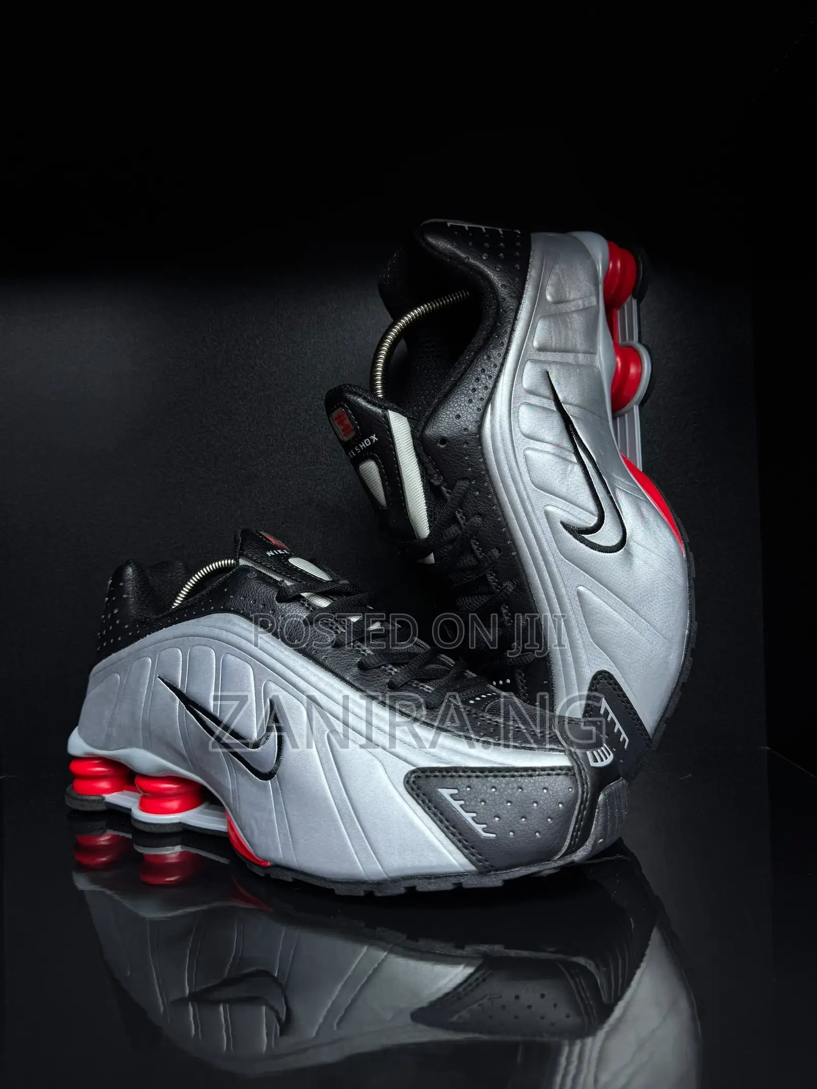 Nike Shox R4 Triple
