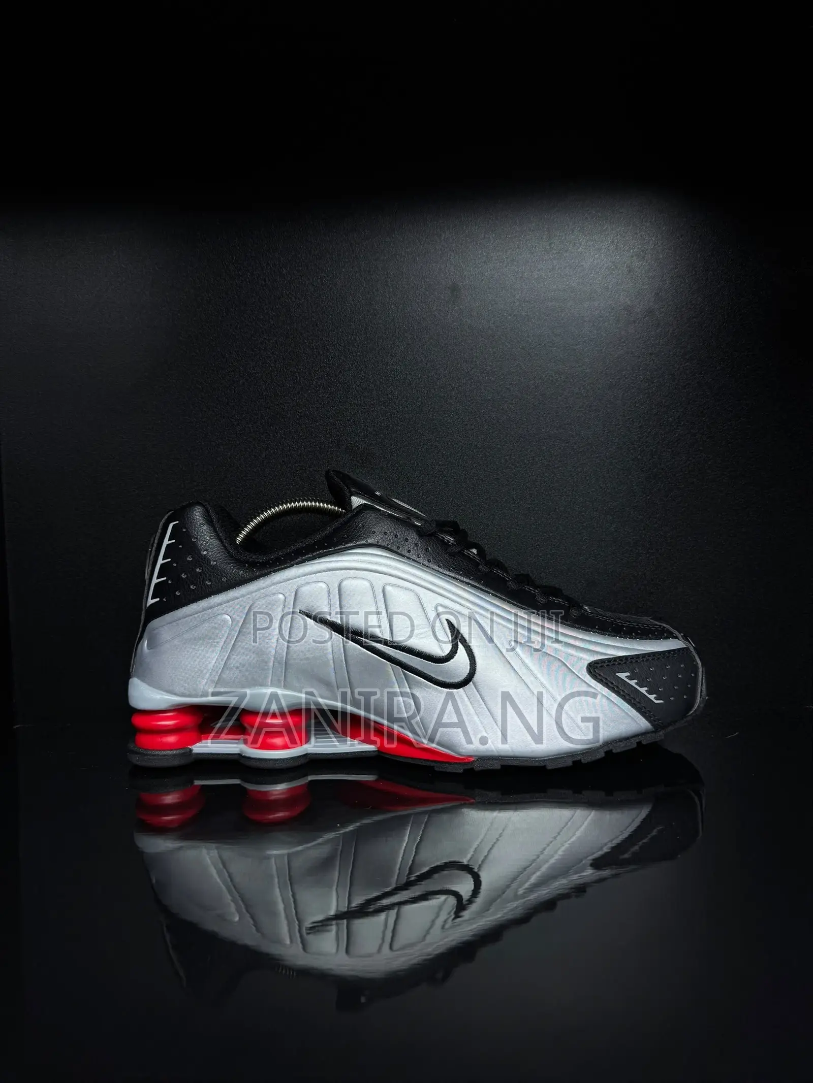 Nike Shox R4 Triple