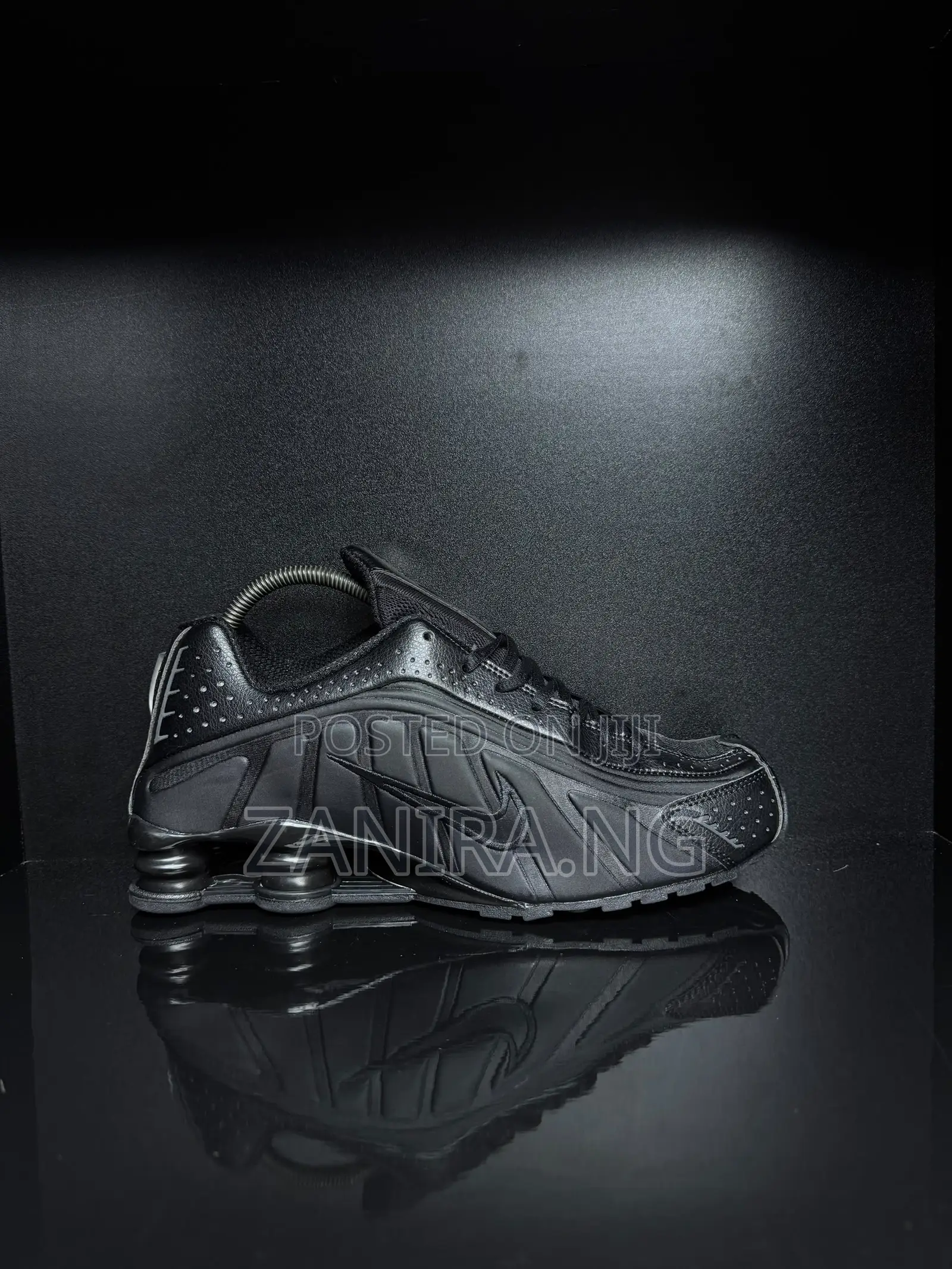 Nike Shox R4 Triple