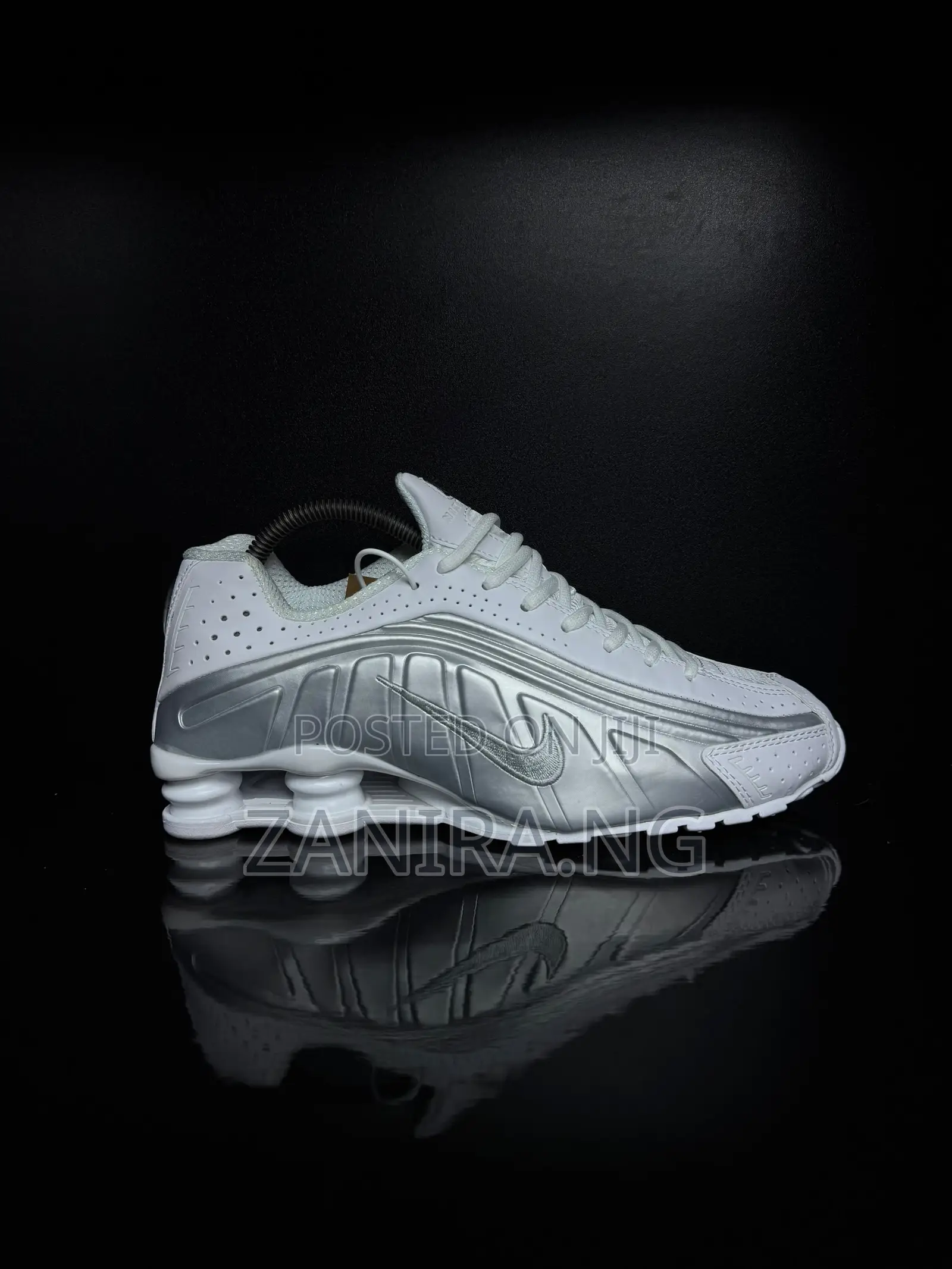 Nike Shox R4 Triple