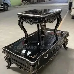 Royal Center Table