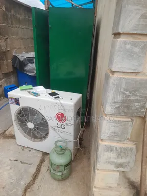 Iceblock Machine