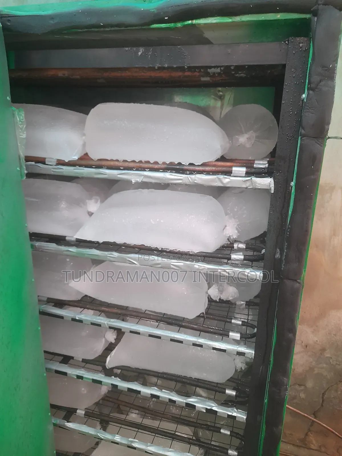Iceblock Machine