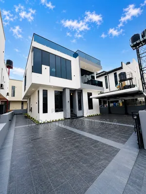 5bdrm Duplex in Lekki County Homes, Ikota for sale