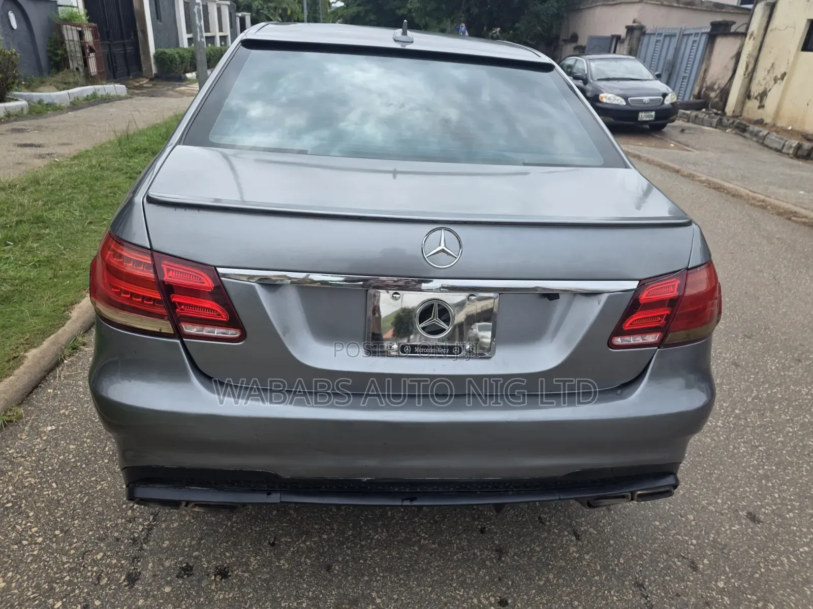 Mercedes-Benz E350 2011 Silver