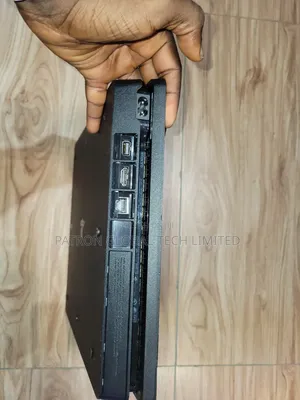 Sony Ps4 Slim