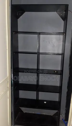 Multi-Level Compartment Shelf