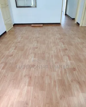 Professional Vinyl Floor Installation Service
