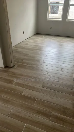 Residential Vinyl Floor Fitting