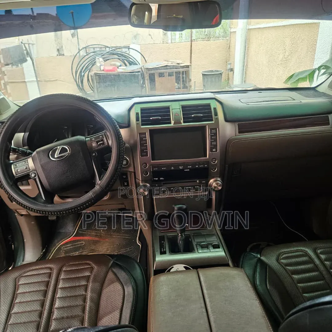 Lexus GX 2012 Gray
