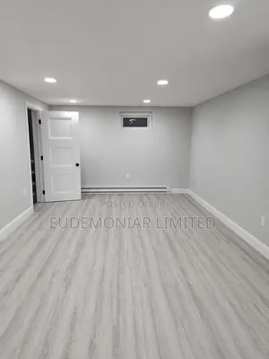 Vinyl Floor Design Installation
