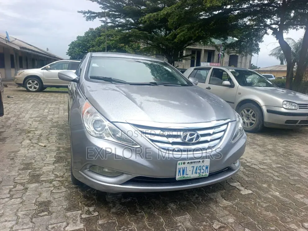 Hyundai Sonata 2013 Silver