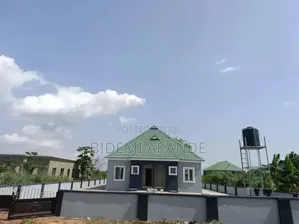 2bdrm Bungalow in Evermore Estate, Obafemi-Owode for rent