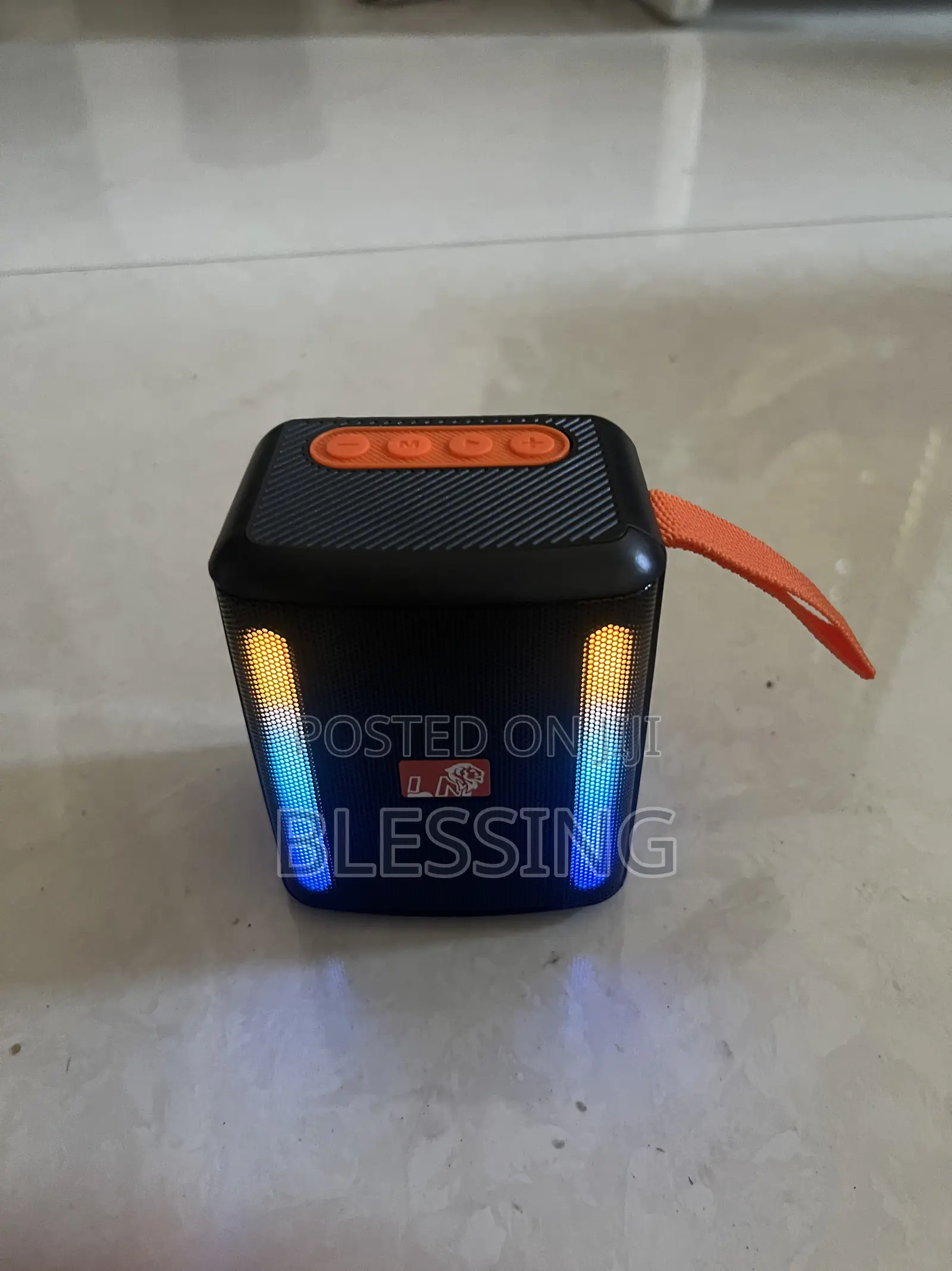 Bluetooth Speaker With FM Radio – USB TF Card Playback,