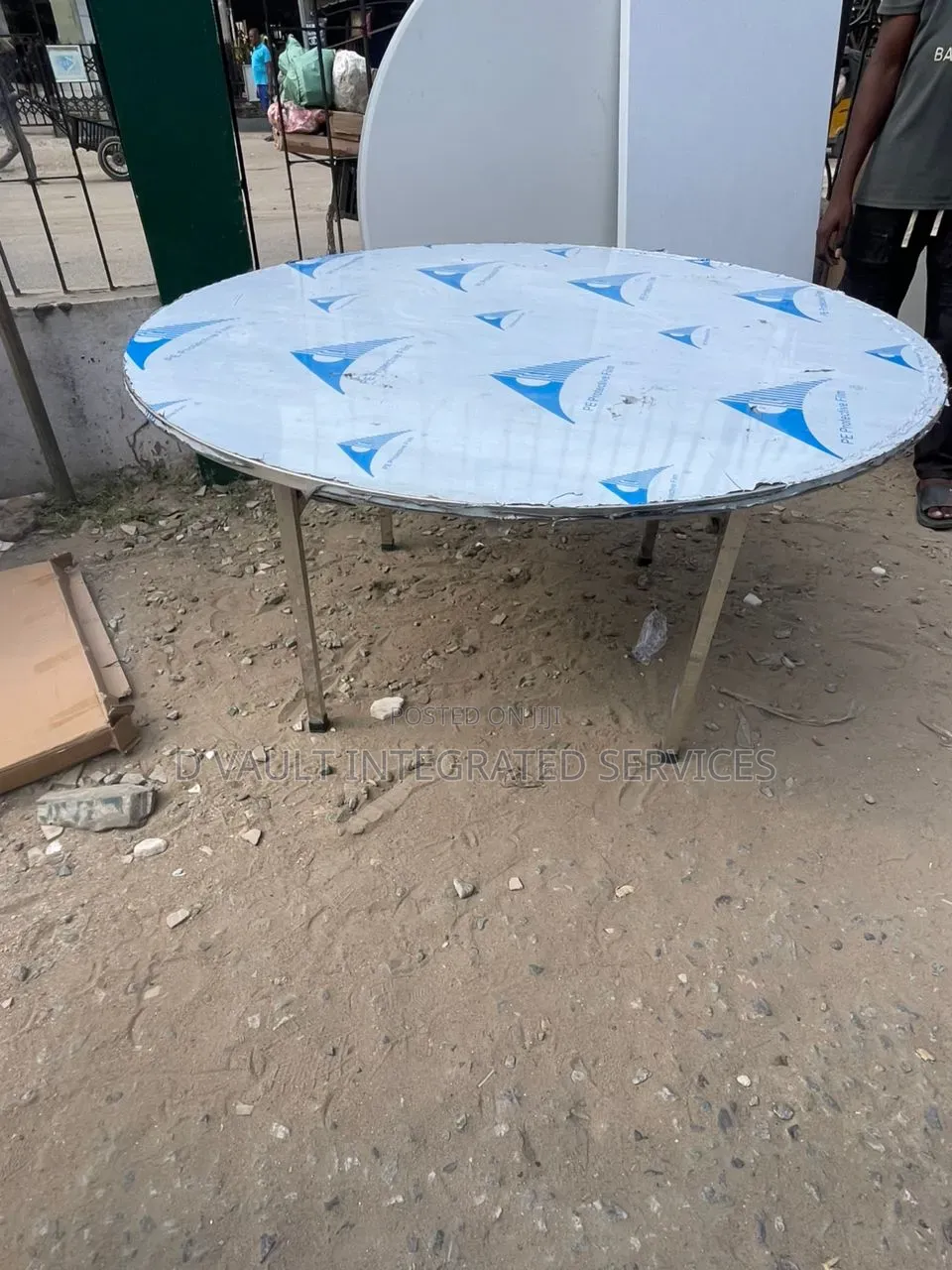 Event Table / Modern Metal Table