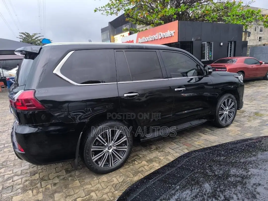 Lexus LX 2019 Black