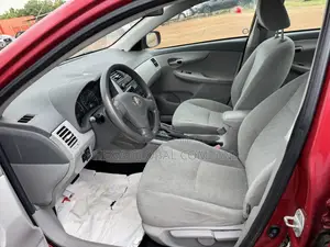 Toyota Corolla LE 4dr Sedan (1.8L 4cyl 4A) 2010 Red