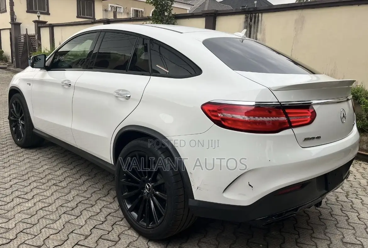 Mercedes-Benz GLE-Class 2018 White