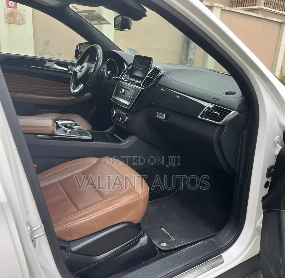 Mercedes-Benz GLE-Class 2018 White