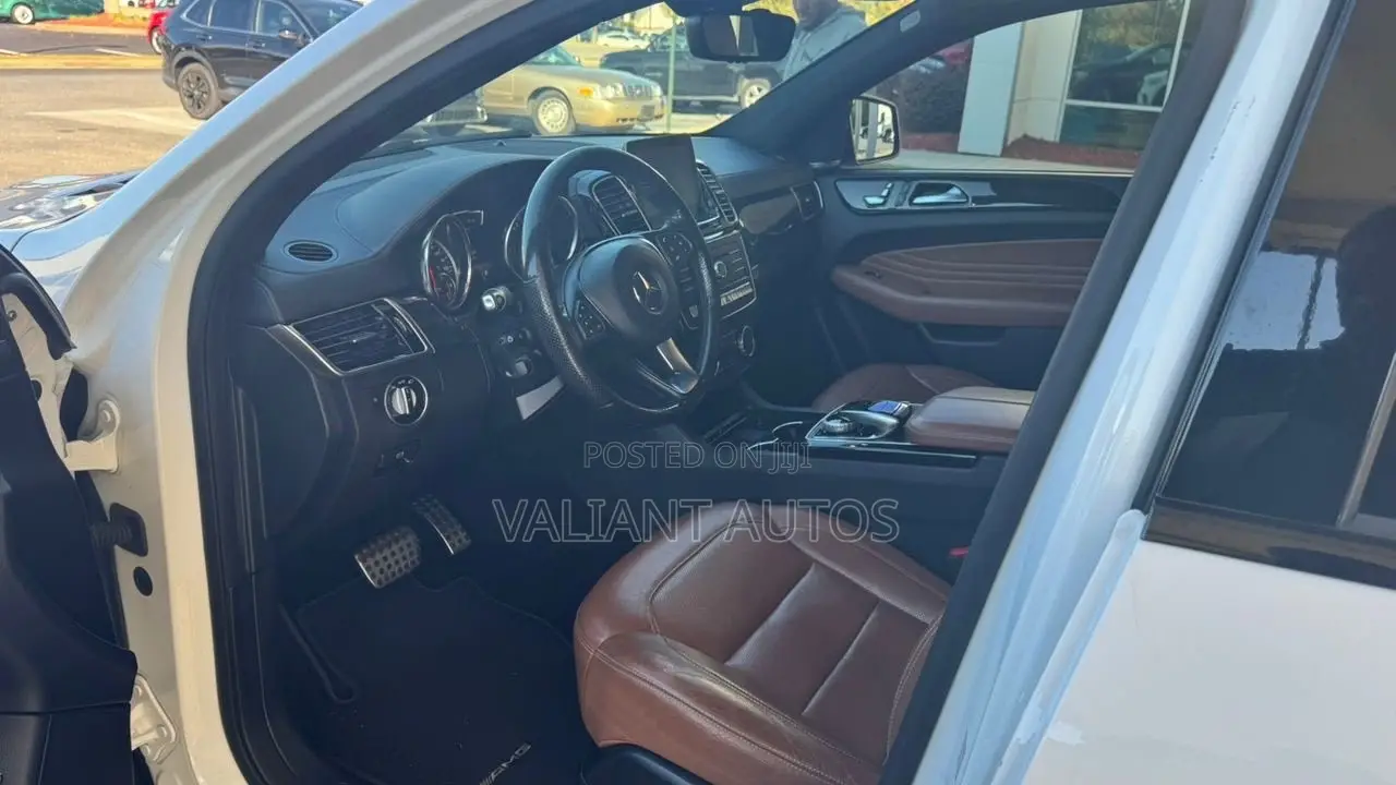 Mercedes-Benz GLE-Class 2018 White