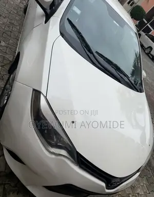 Toyota Corolla 2015 White