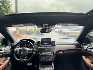 Mercedes-Benz GLE-Class AMG GLE 43 4MATIC 2019 White