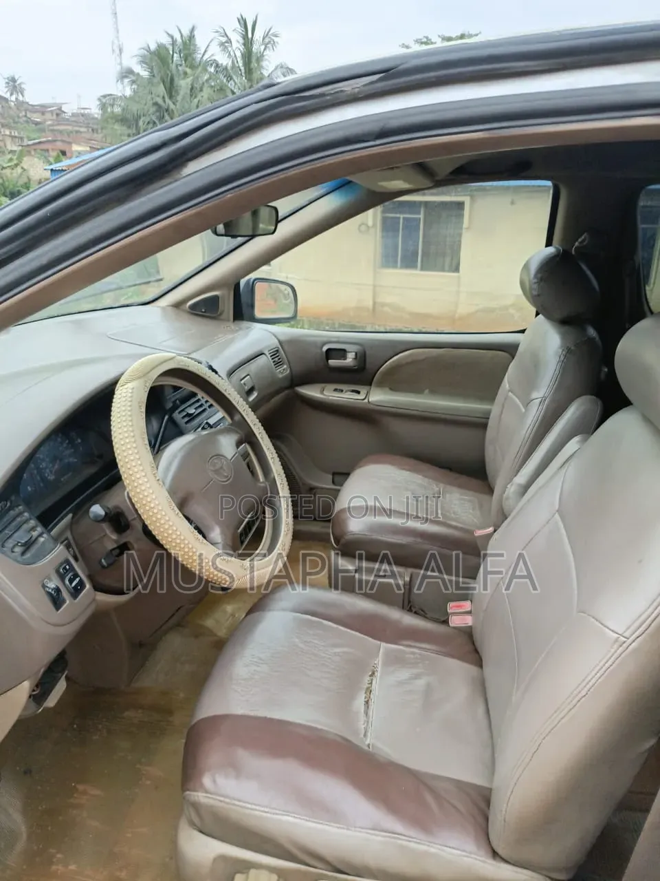 Toyota Sienna 2000 Silver