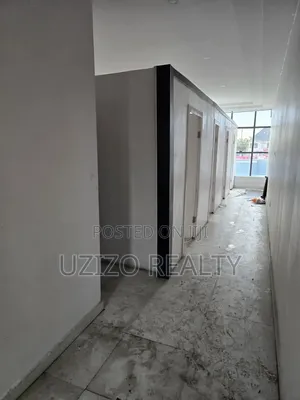 Strategically Positioned Office Complex