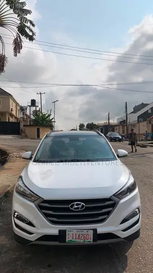 Hyundai Tucson Limited AWD 2016 White
