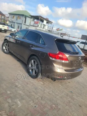 Toyota Venza 2010 Brown