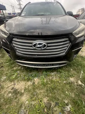 Hyundai Santa Fe SE AWD 2016 Black