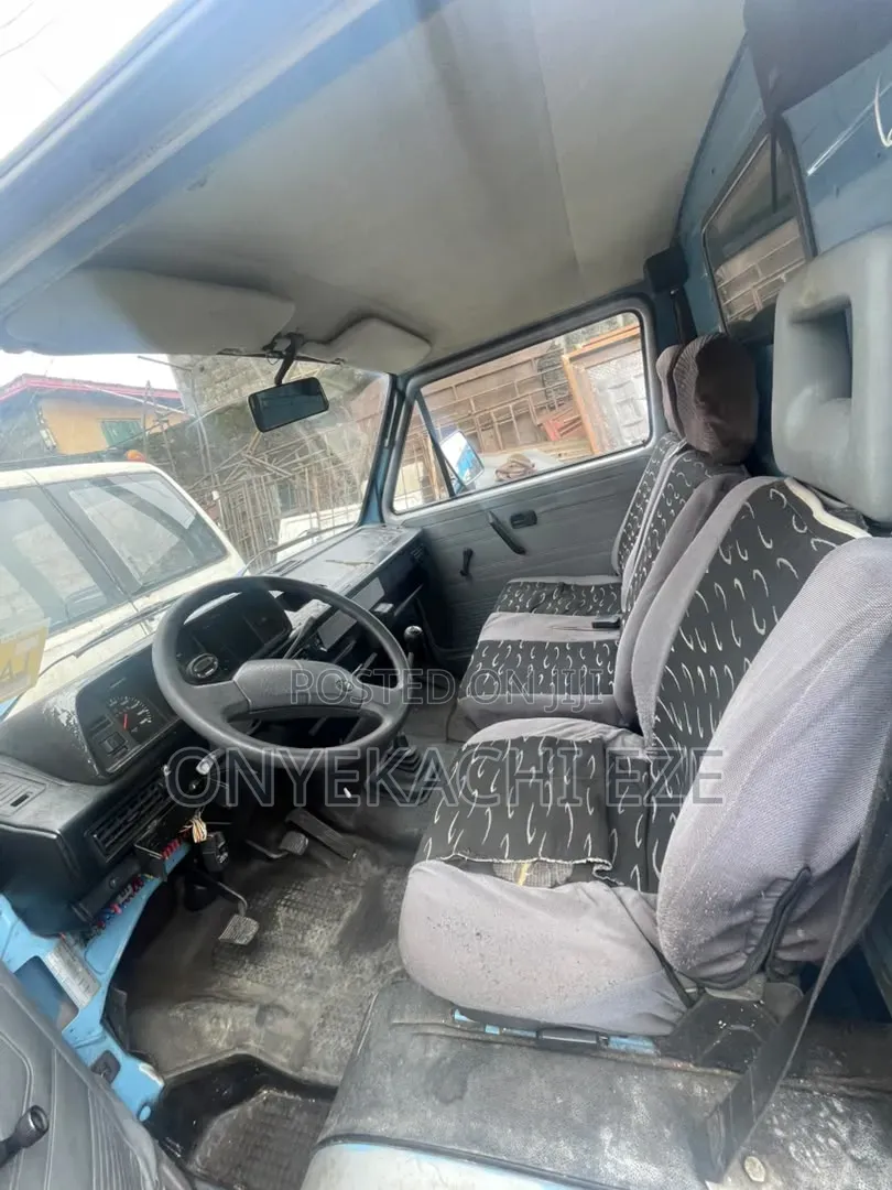 Volkswagen Transporter 2003 Silver