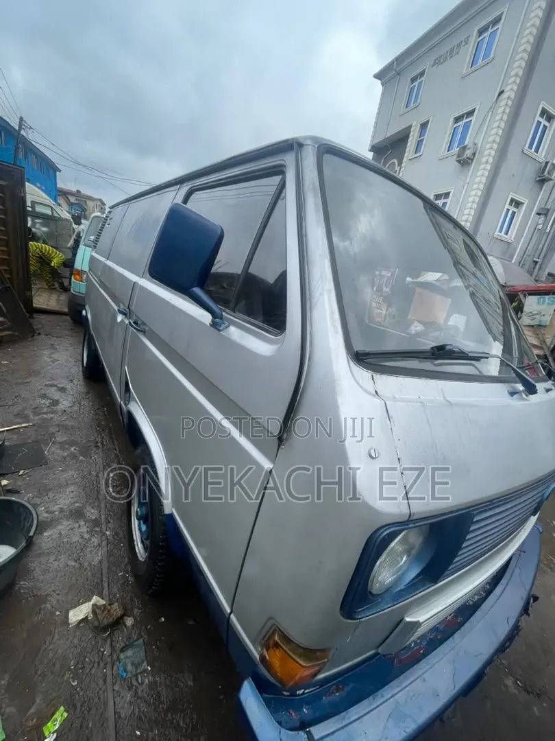 Volkswagen Transporter 2003 Silver