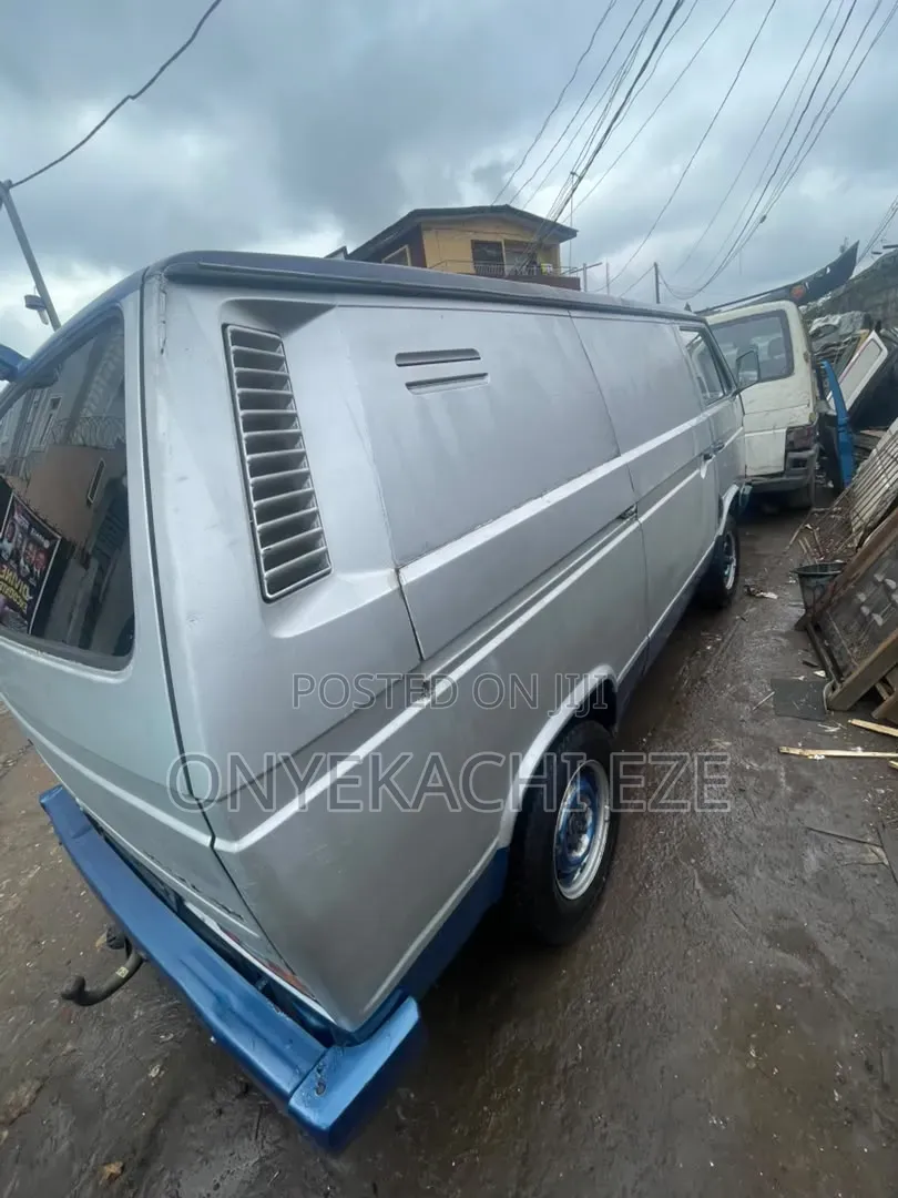 Volkswagen Transporter 2003 Silver