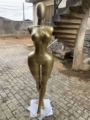 BBL Mannequin