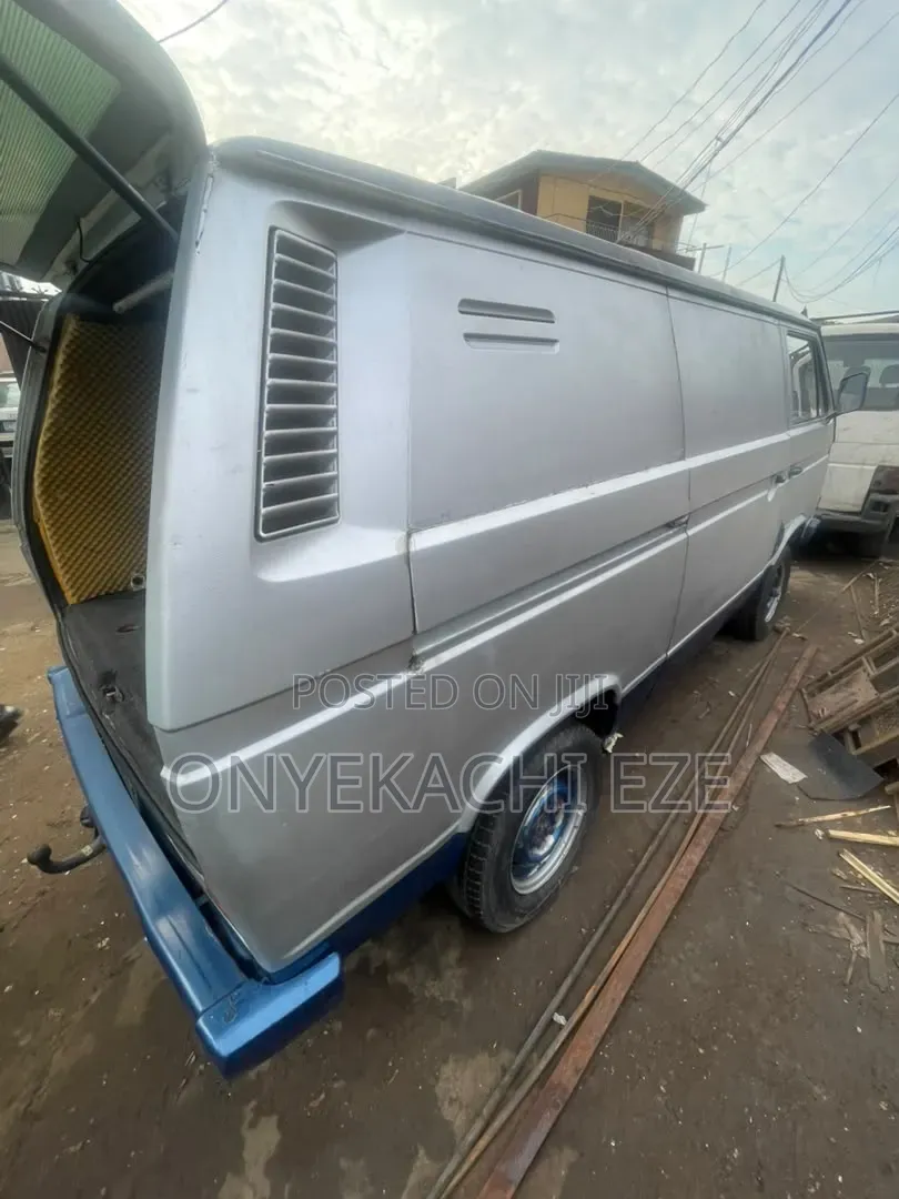 Volkswagen Transporter 2003 Silver