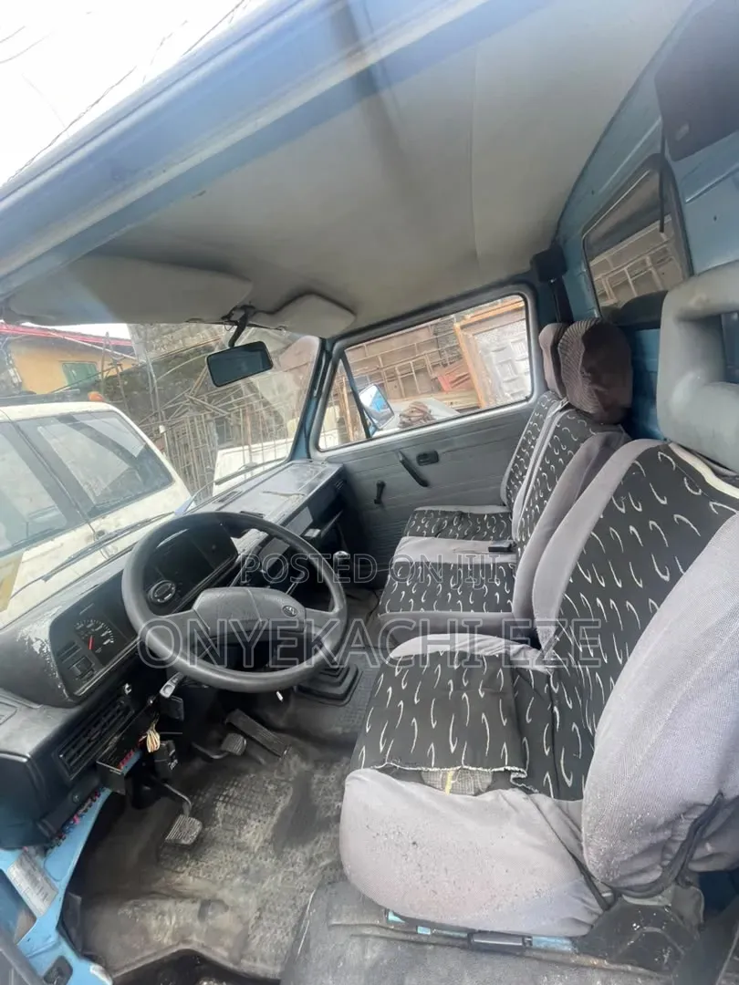 Volkswagen Transporter 2003 Silver