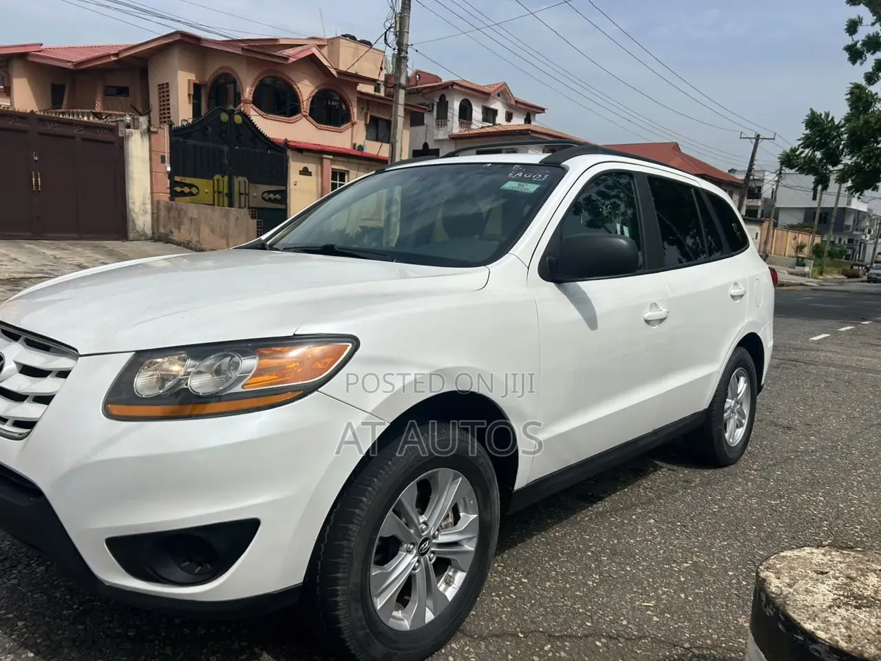 Hyundai Santa Fe Limited 2011 White