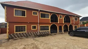 3bdrm Block of Flats in Salawu, Alakia for rent